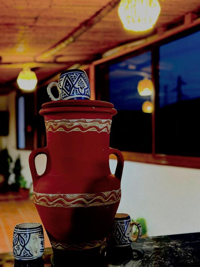 Auberge Dalia Шефшауэн Экстерьер фото